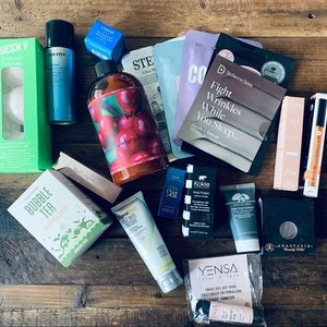 Gift w/purchase - Beauty, skincare and hair Box